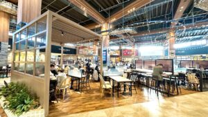 THE OUTLETS SHONAN HIRATSUKA_2