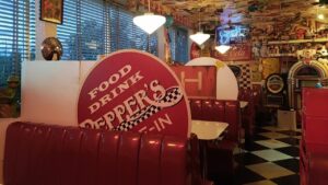 ペッパーズ ドライブイン_2