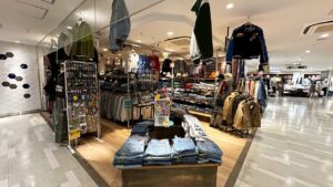 古着屋3peaceラスカ茅ヶ崎店_2