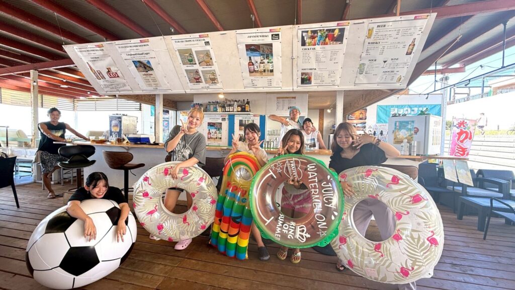 江ノ島西浜海の家ルアナハレ_スタッフ写真_9