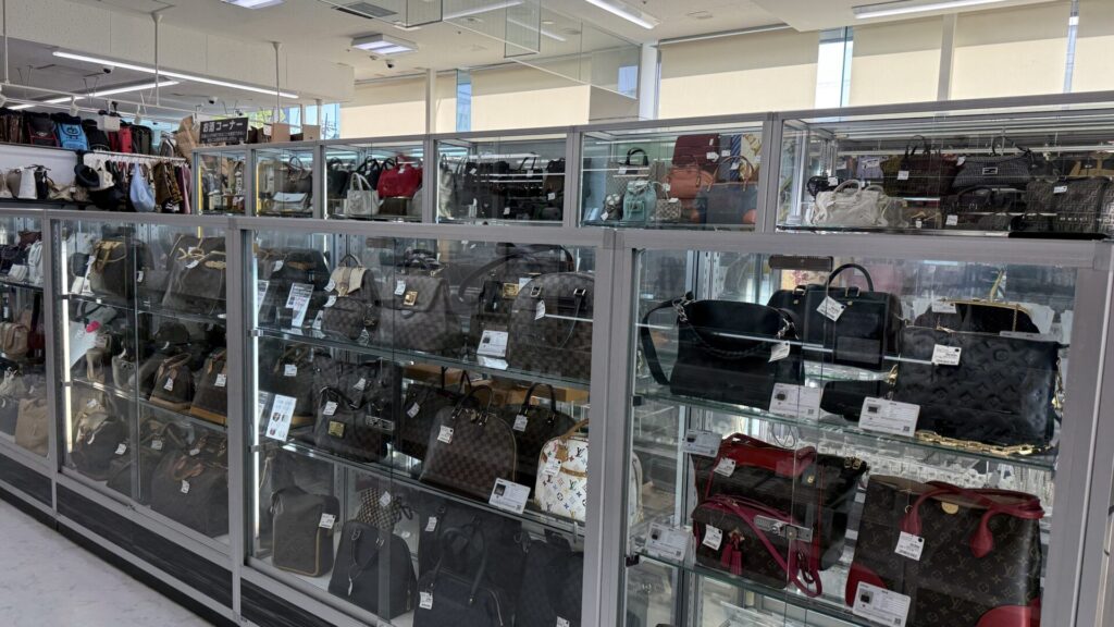 BOOKOFF SUPER BAZAAR 鎌倉大船店_4